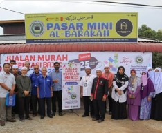 Perasmian Jualan Murah BA100